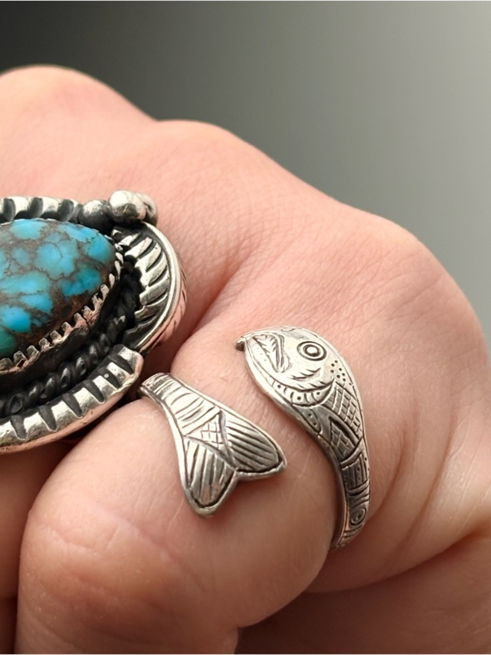 Vintage sterling silver Wrap Fish Knuckle Ring Native American - Picture 2 of 13